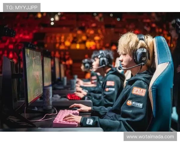 全球总决赛回顾:FPX选手个人能力的精彩展现与分析 全球总决赛回顾:FPX选手个人能力的精彩展现与分析