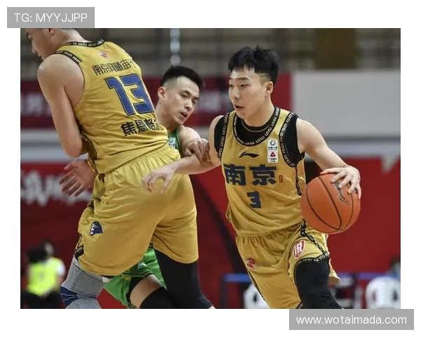 南京篮球队区域防守革新之路探秘与战术解析