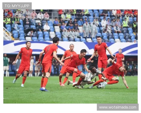 南京足球队在世界杯预选赛中的灵活战术与表现分析 南京足球队在世界杯预选赛中的灵活战术与表现分析