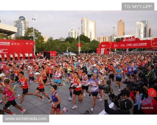 广州飞盘队在城市马拉松中的转型与成长之路探索 广州飞盘队在城市马拉松中的转型与成长之路探索