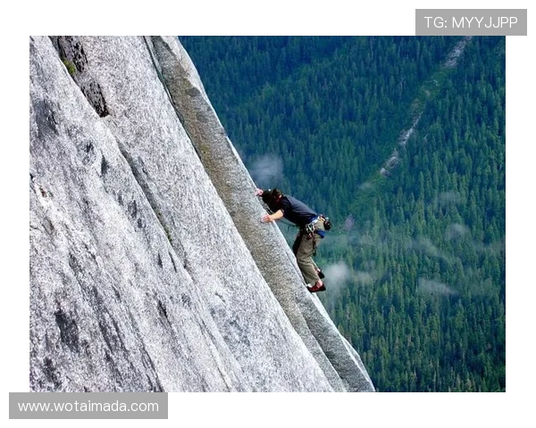 成都极限运动队以66分领跑极限运动嘉年华积分榜展现强劲实力 成都极限运动队以66分领跑极限运动嘉年华积分榜展现强劲实力