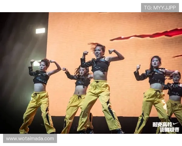 成都街舞队与武汉街舞队赛后复盘团队协作的精彩瞬间与经验分享