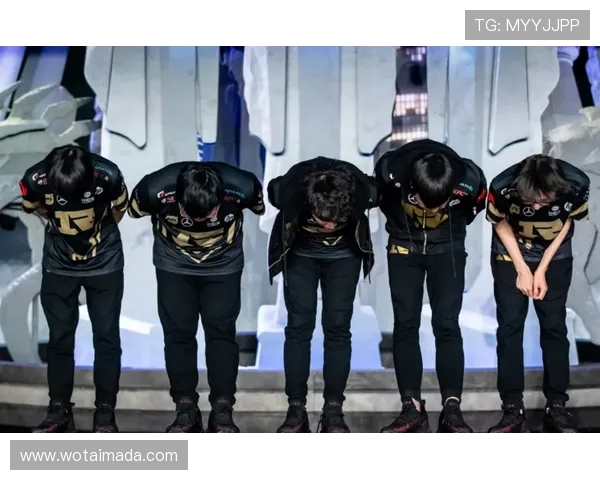 独家解析RNG战队在赛季中耐力表现的全面对比与分析 独家解析RNG战队在赛季中耐力表现的全面对比与分析