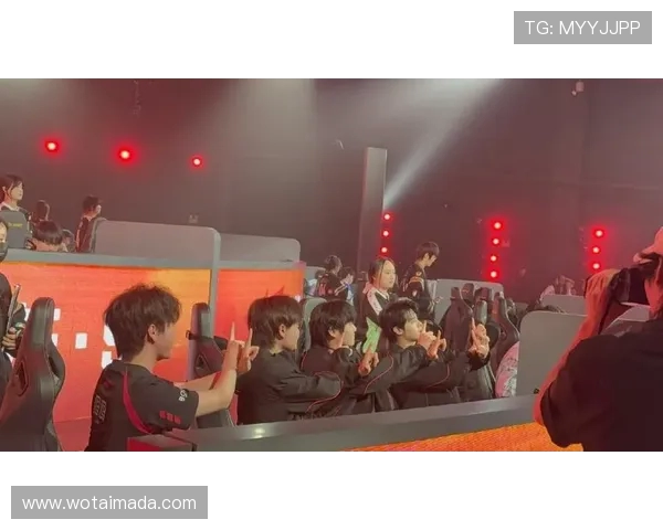 聚焦和平精英:探讨JDG团队协作与战术配合的成功之道 聚焦和平精英:探讨JDG团队协作与战术配合的成功之道