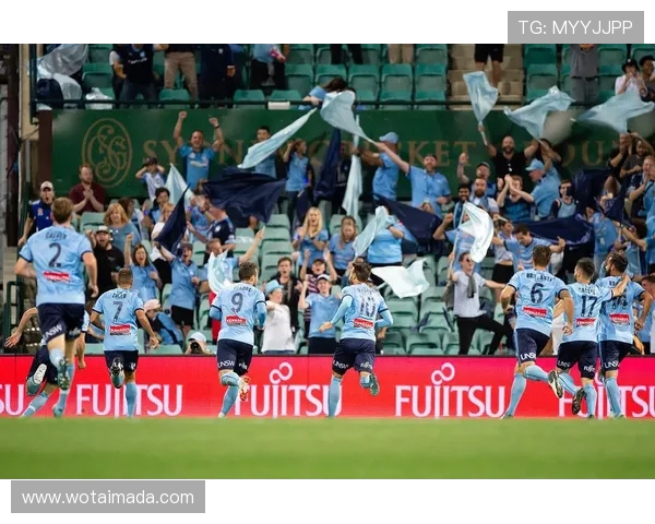 墨尔本城与漫步者的激烈对决揭示足球魅力与战术智慧的完美结合