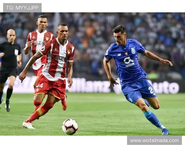 莱斯特城与伯恩利激战正酣谁能在英超赛场上笑到最后