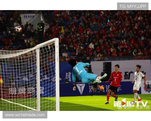 重庆飞盘队在攀岩联赛中以87分稳居榜首展现强劲实力