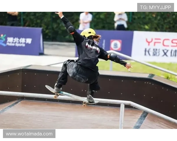 黄军独家分享滑板技巧与心得体会助你快速提升滑板水平