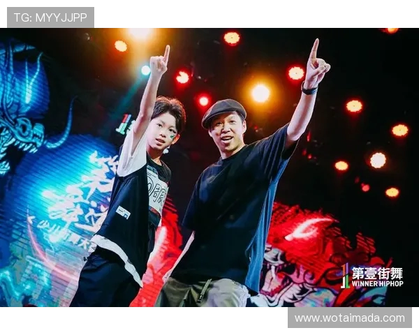 成都滑板队在世界街舞大赛中以91分稳居积分榜首位